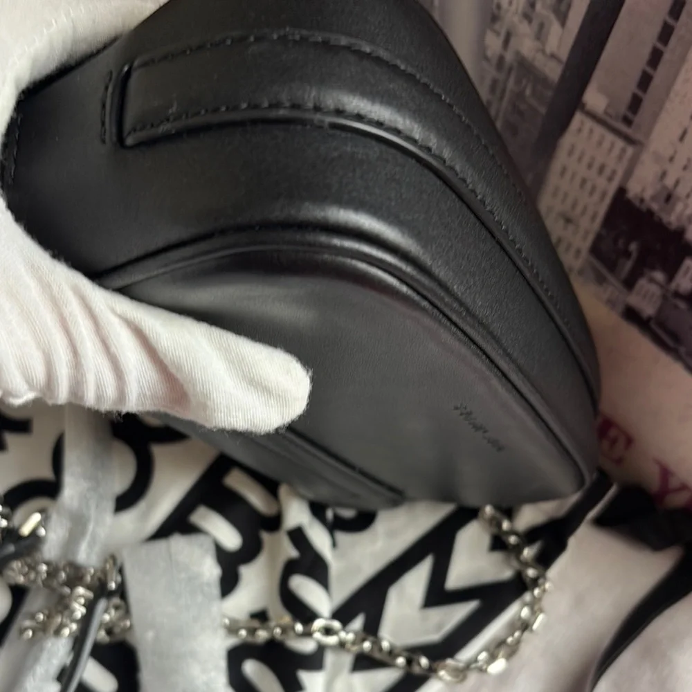 Marc Jacobs Black Crossbody Bag - Picture 12 of 16